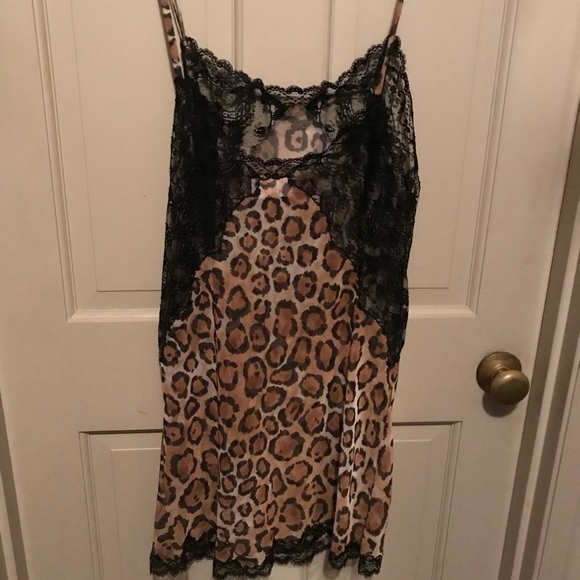 Janet Reger London leopard print w/ black lace chemise. - Picture 2 of 4